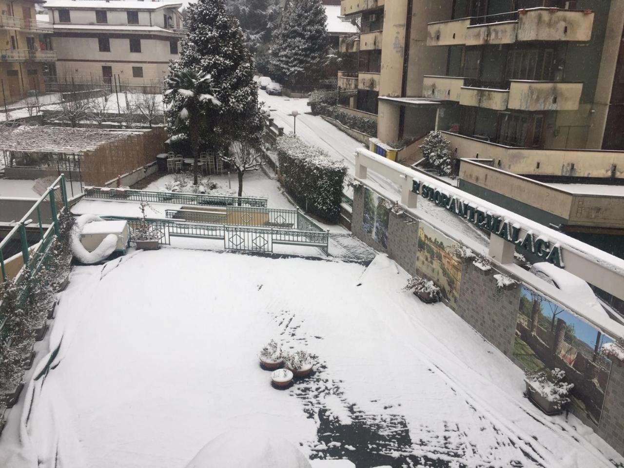 Hotel Malaga Avellino Kültér fotó