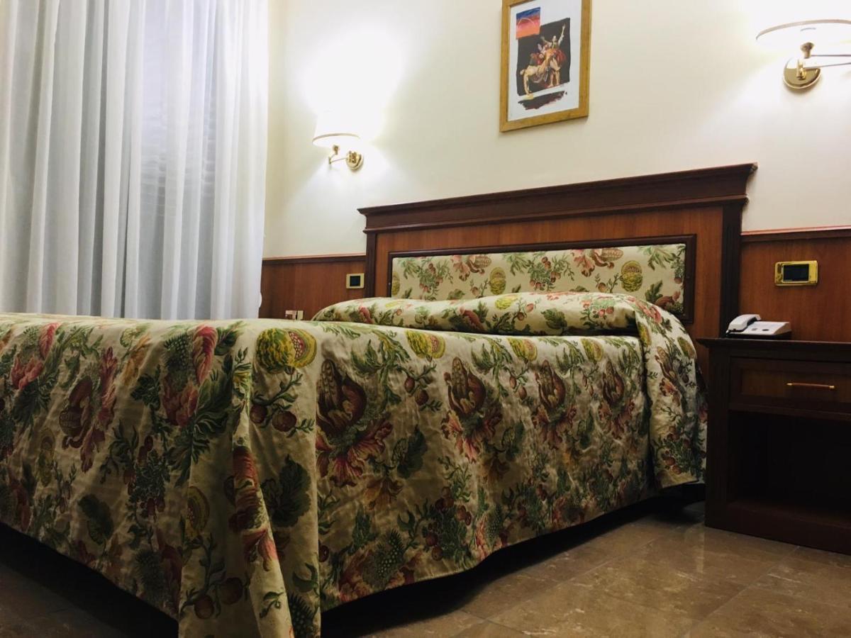 Hotel Malaga Avellino Kültér fotó